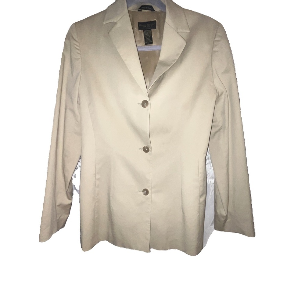Banana Republic 3 Button Blazer Size 6